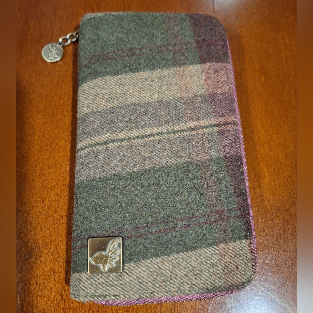 House of Tweed Women's Wallet Pink & Green Color Scottish Style